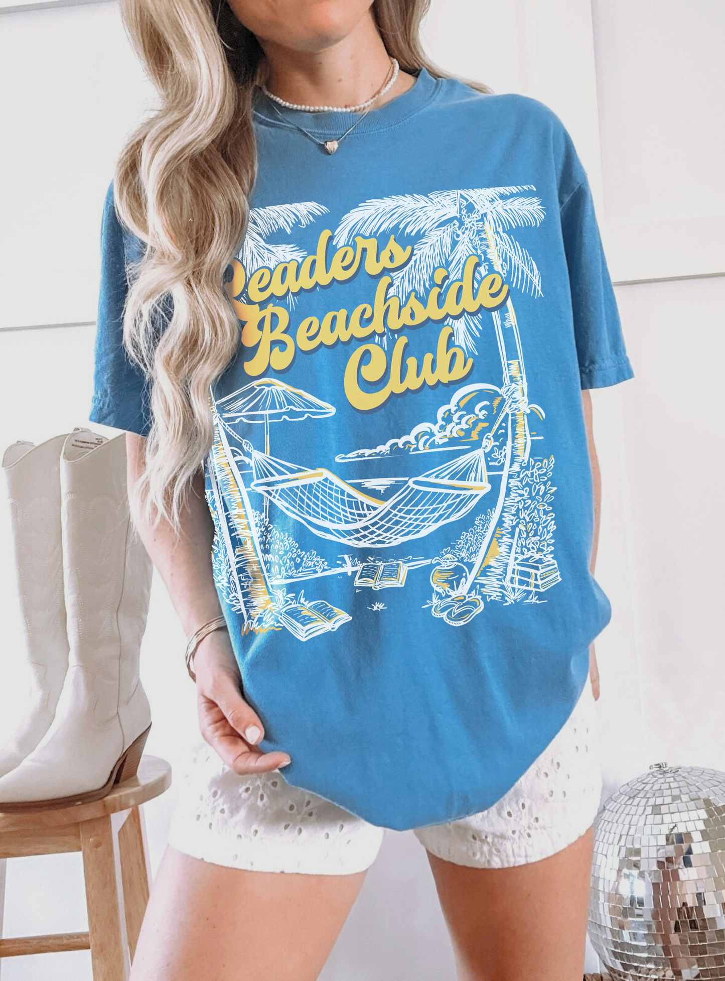 Readers Beachside Club Tee